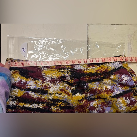 Nike Sportswear Essentials Womens Plus Size Camo Fleece Curve Pants Size 2X - Picture 8 of 9